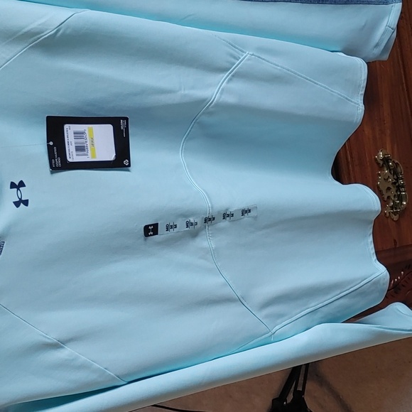 NWT Under Armour AVY Fitted Seafoam Long Sleeve Top - Picture 5 of 12